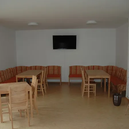 Sport Tourist Hostel Weißenfels-3